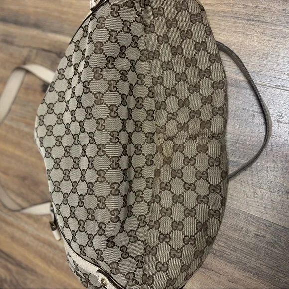 Gucci Abbey medium bag with Monogram Canvas - Picture 3 of 9
